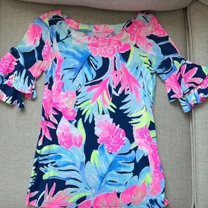 Lilly Pulitzer ruffle sleeve shirt